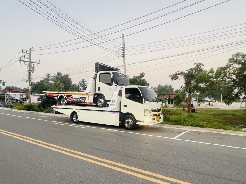 รถยกบ่อผุด